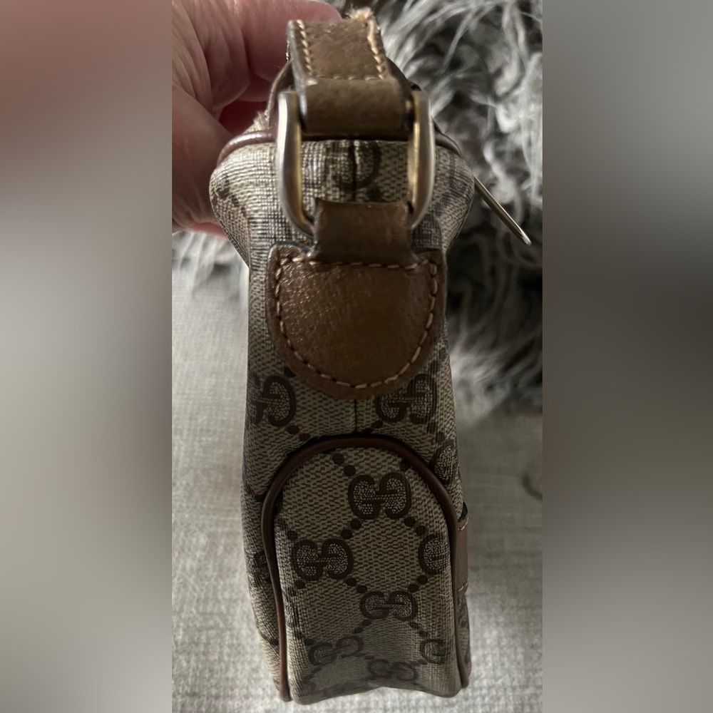 Gucci Brown GG Canvas Shoulder Bag - Picture 3 of 12
